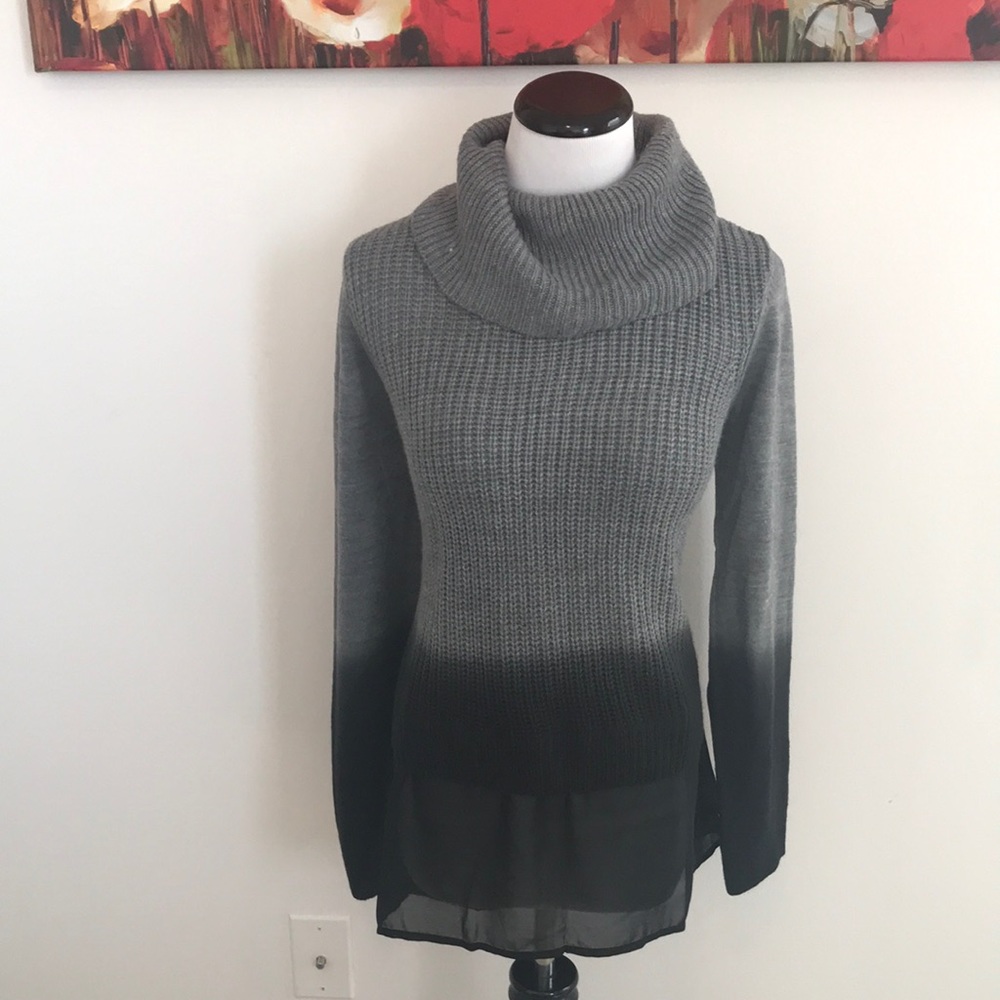 NWT Rock & Republic ombre to sheer turtleneck